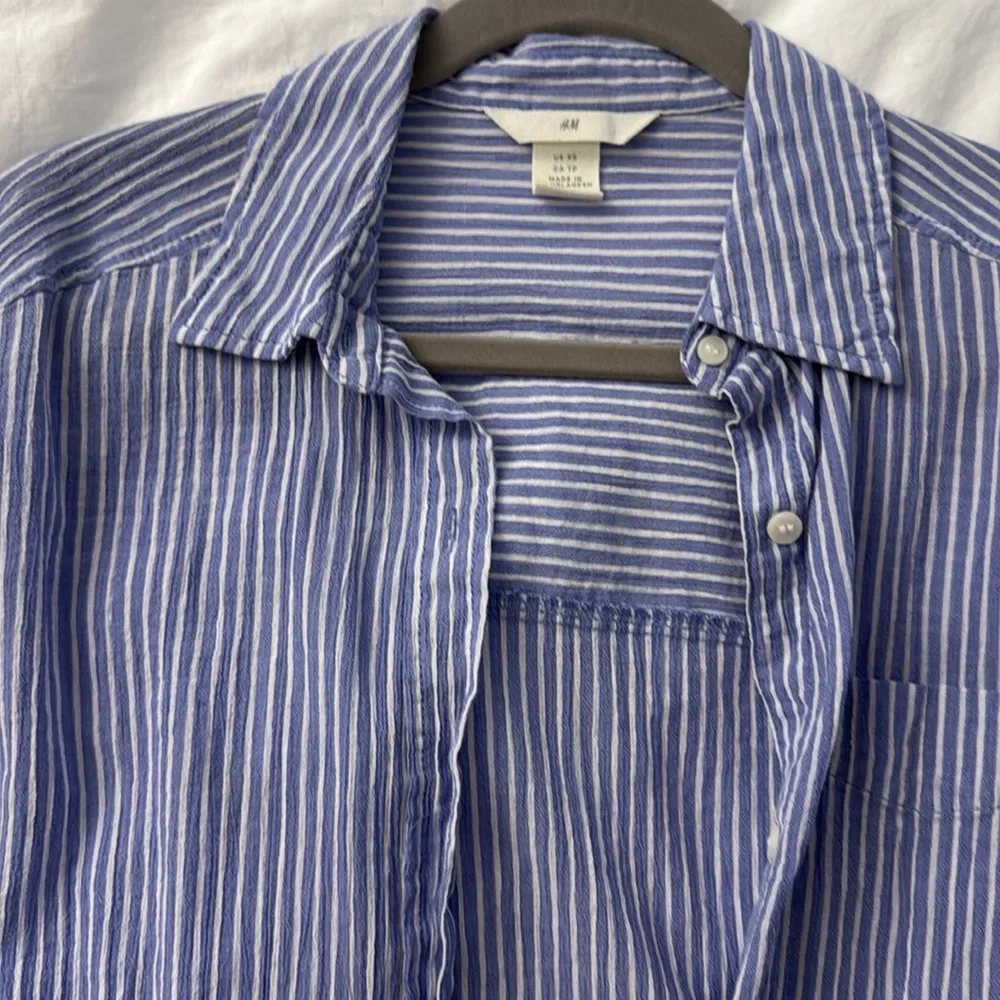 HM women’s long button down - Picture 2 of 2